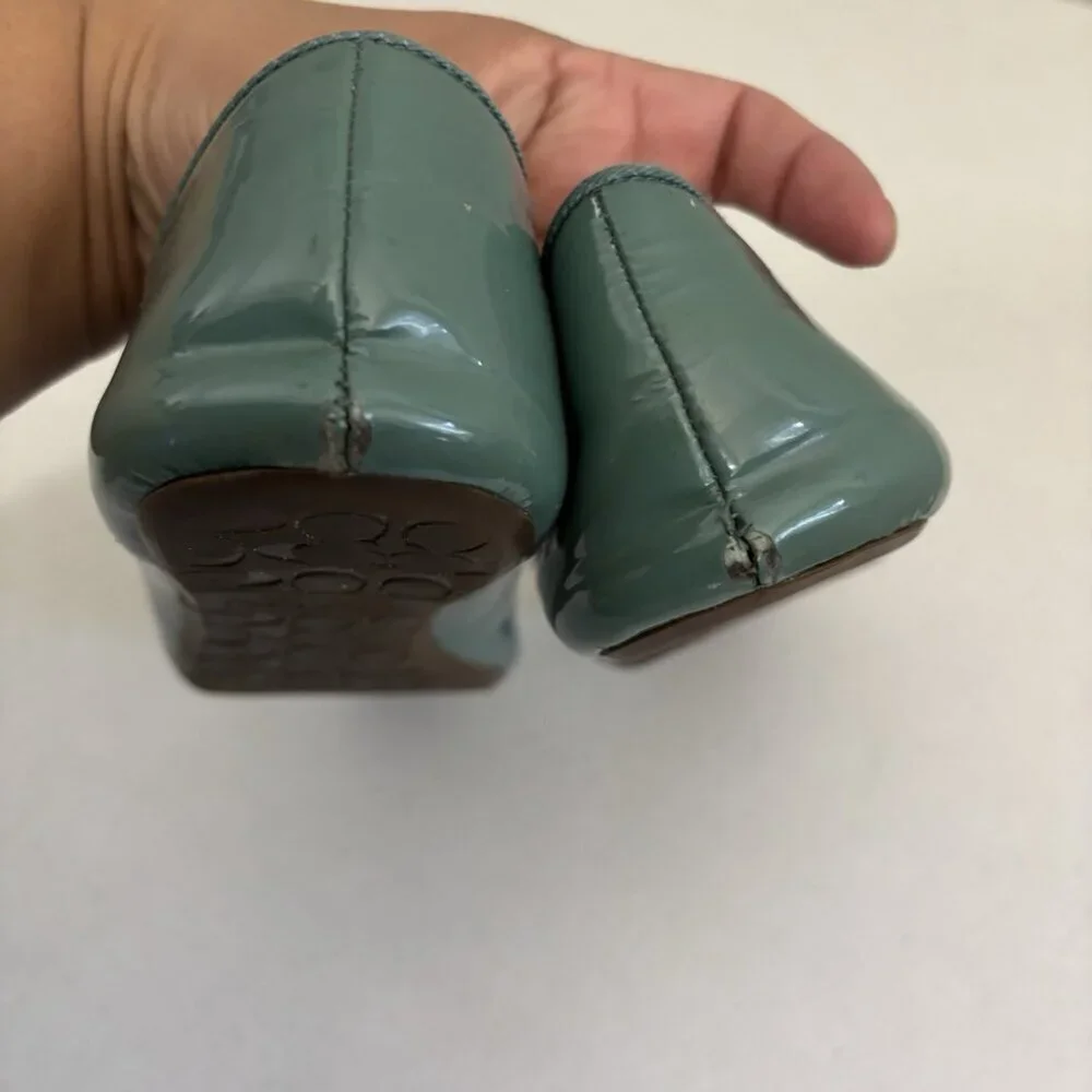 Coach Teal Green Patent Leather Loafers Women 6 US